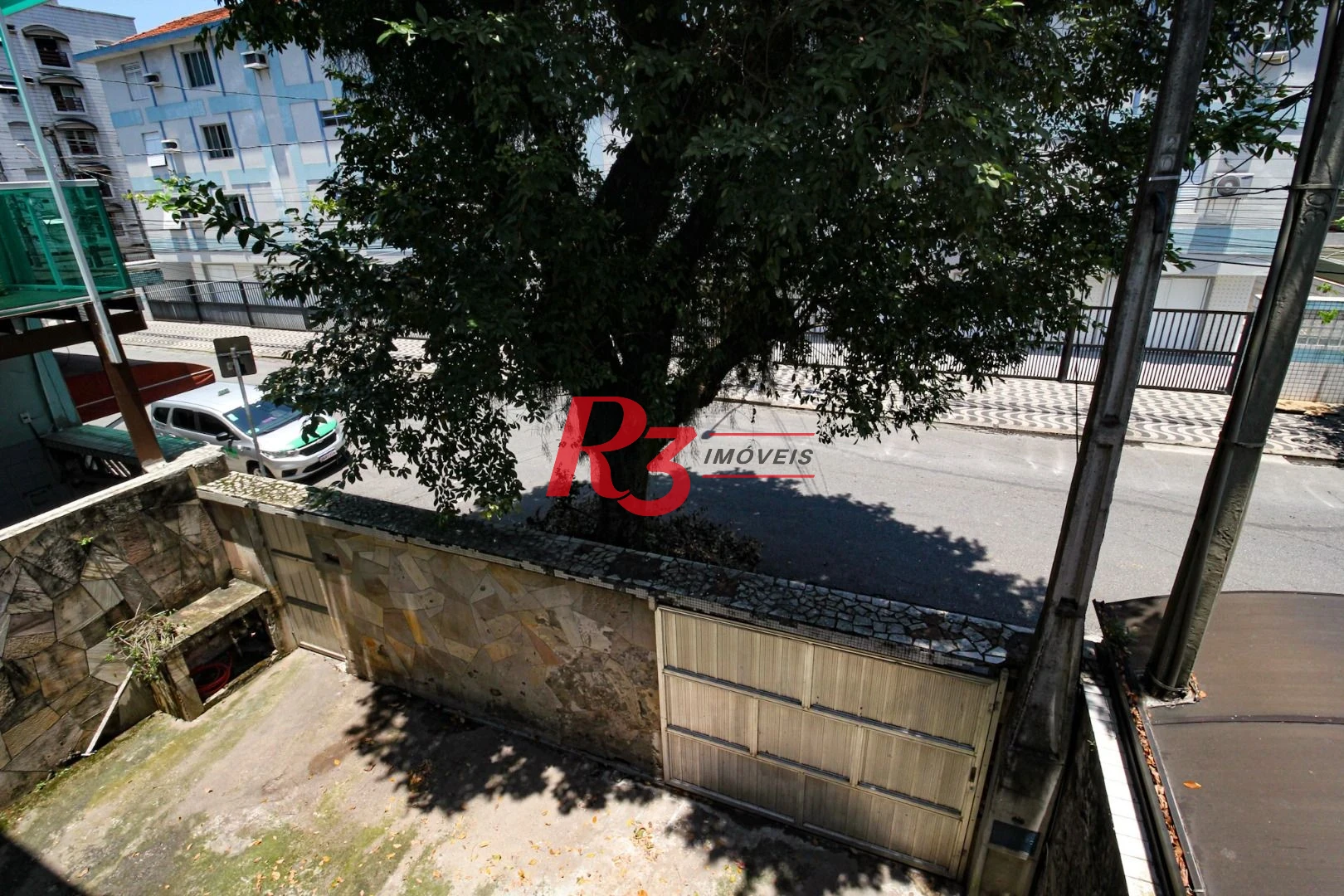 Sobrado com 3 dormitórios à venda, 250 m² por R$ 1.400.000,00 - Campo Grande - Santos/SP