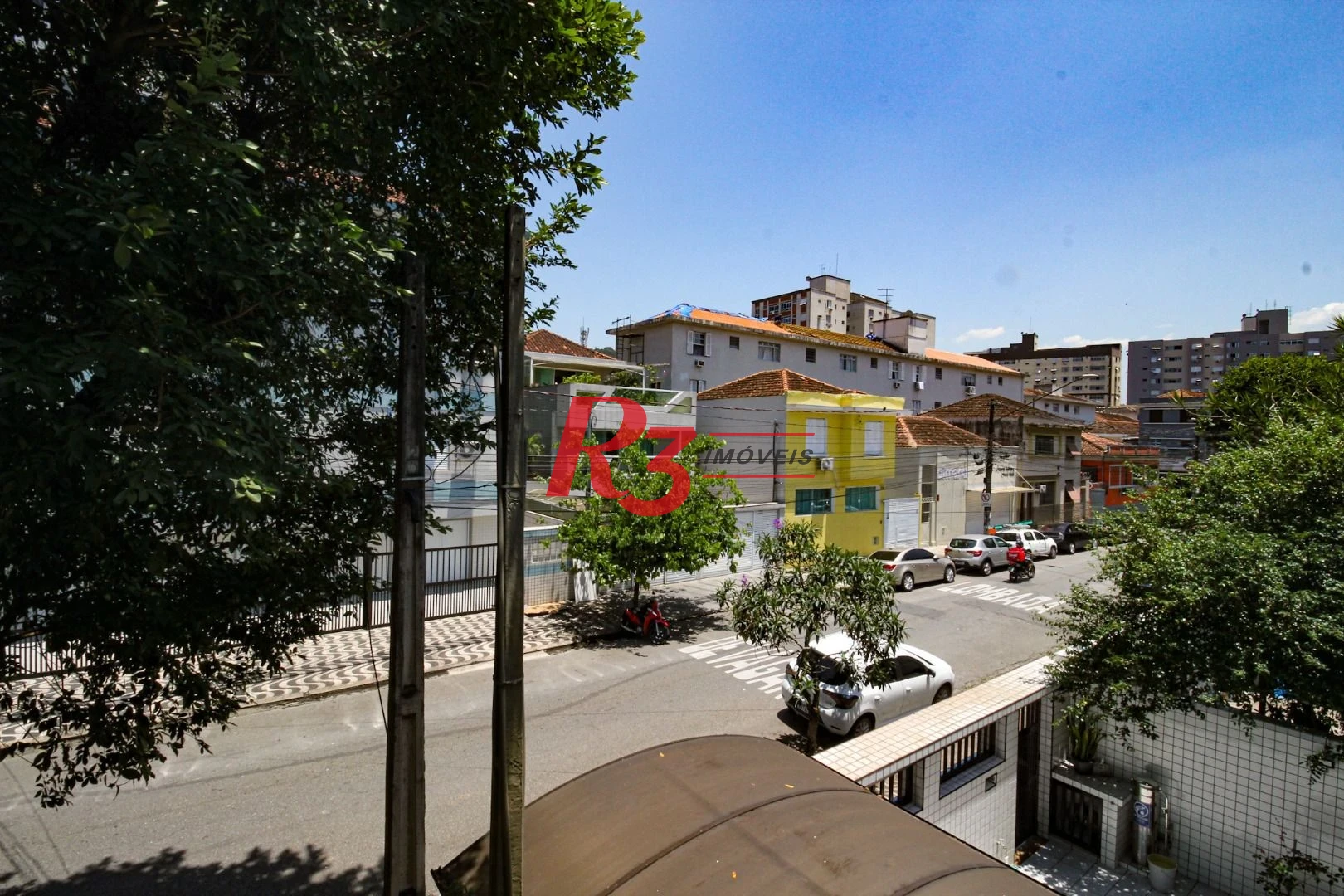 Sobrado com 3 dormitórios à venda, 250 m² por R$ 1.400.000,00 - Campo Grande - Santos/SP