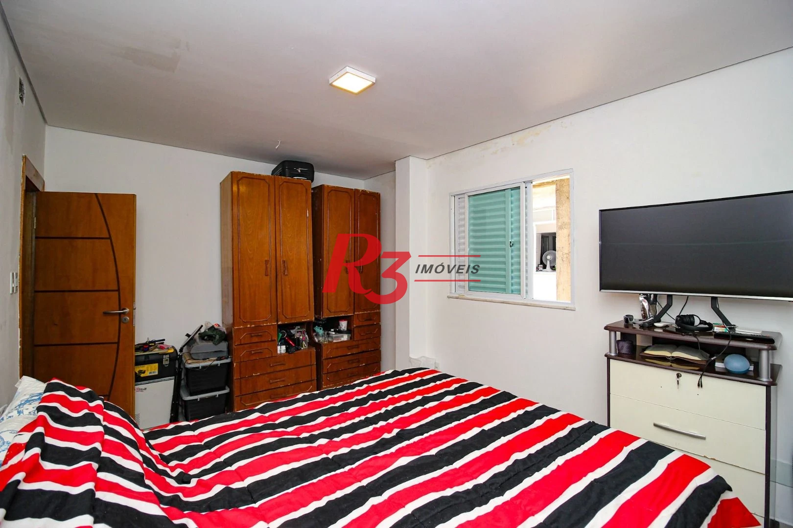 Sobrado com 3 dormitórios à venda, 250 m² por R$ 1.400.000,00 - Campo Grande - Santos/SP