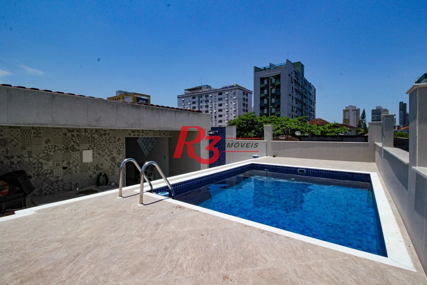 Sobrado com 3 dormitórios à venda, 250 m² por R$ 1.400.000,00 - Campo Grande - Santos/SP