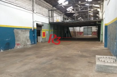 Galpão para alugar, 640 m² - Chico de Paula - Santos/SP