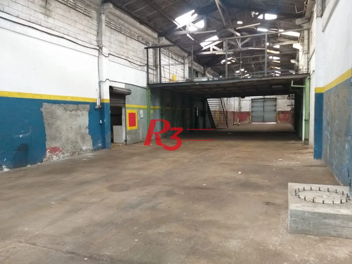Galpão para alugar, 640 m² - Chico de Paula - Santos/SP