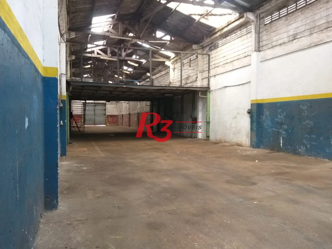 Galpão para alugar, 640 m² - Chico de Paula - Santos/SP