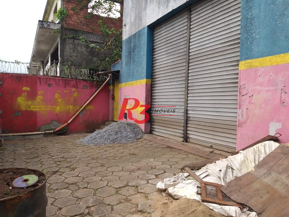 Galpão para alugar, 640 m² - Chico de Paula - Santos/SP