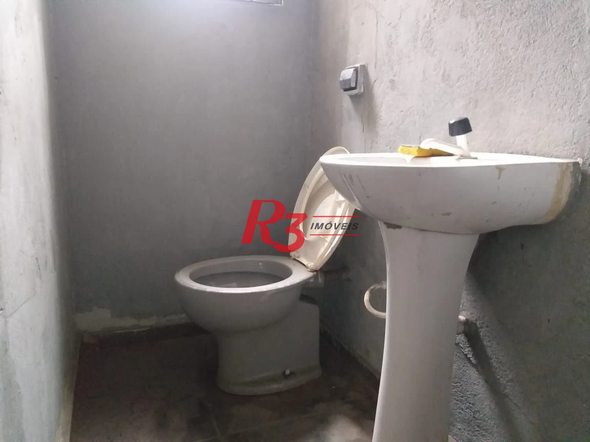 Galpão para alugar, 640 m² - Chico de Paula - Santos/SP