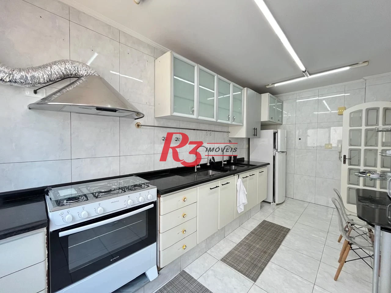 Apartamento à venda, 130 m² por R$ 900.000,00 - Encruzilhada - Santos/SP