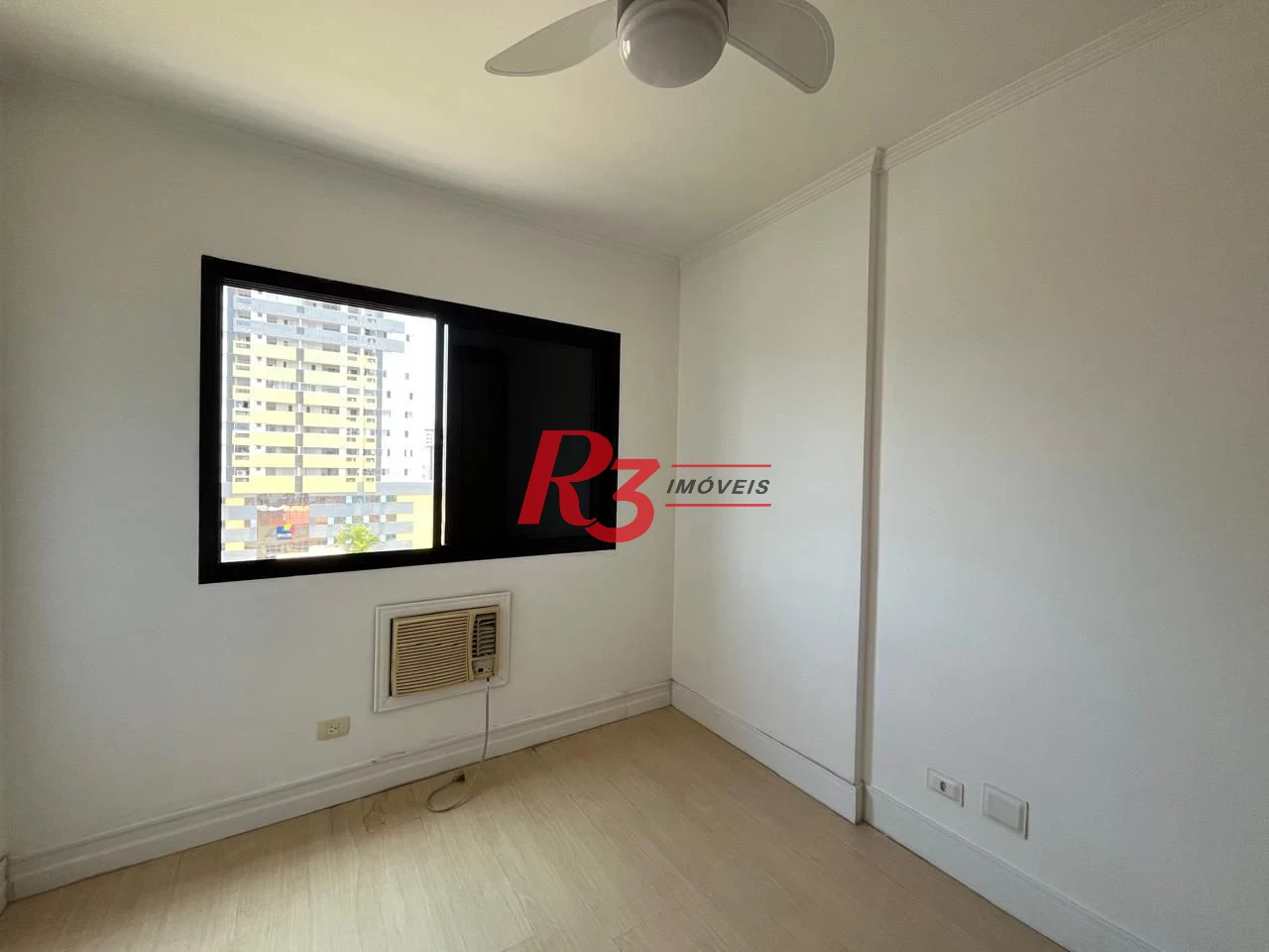 Apartamento à venda, 130 m² por R$ 900.000,00 - Encruzilhada - Santos/SP