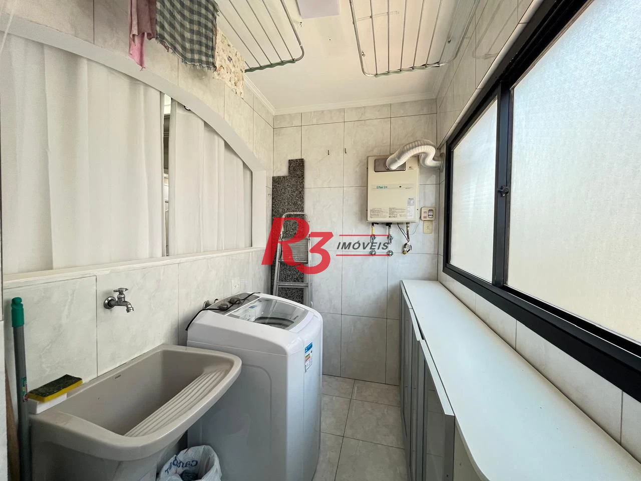 Apartamento à venda, 130 m² por R$ 900.000,00 - Encruzilhada - Santos/SP