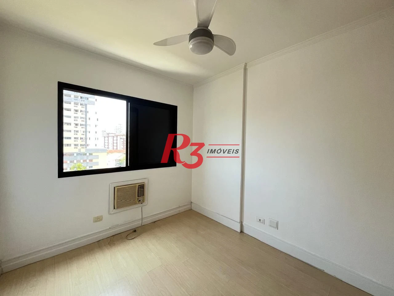 Apartamento à venda, 130 m² por R$ 900.000,00 - Encruzilhada - Santos/SP