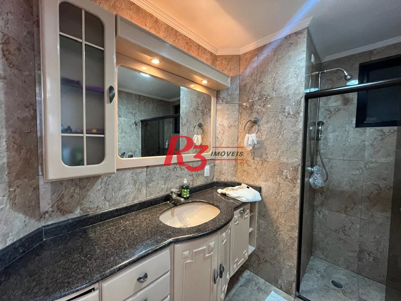 Apartamento à venda, 130 m² por R$ 900.000,00 - Encruzilhada - Santos/SP