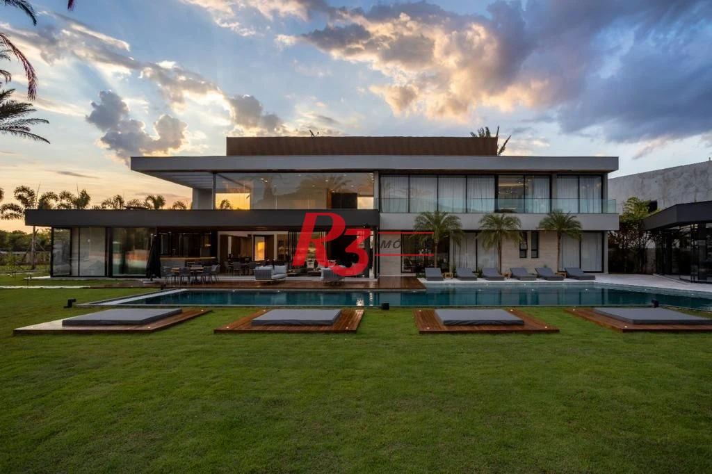 Casa com 7 dormitórios à venda, 1400 m² por R$ 45.000.000,00 - Balneario Praia do Perequê - Guarujá/SP