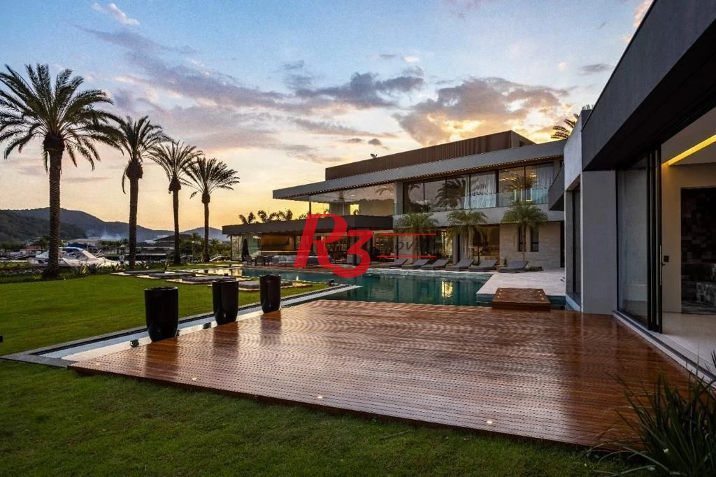 Casa com 7 dormitórios à venda, 1400 m² por R$ 45.000.000,00 - Balneario Praia do Perequê - Guarujá/SP