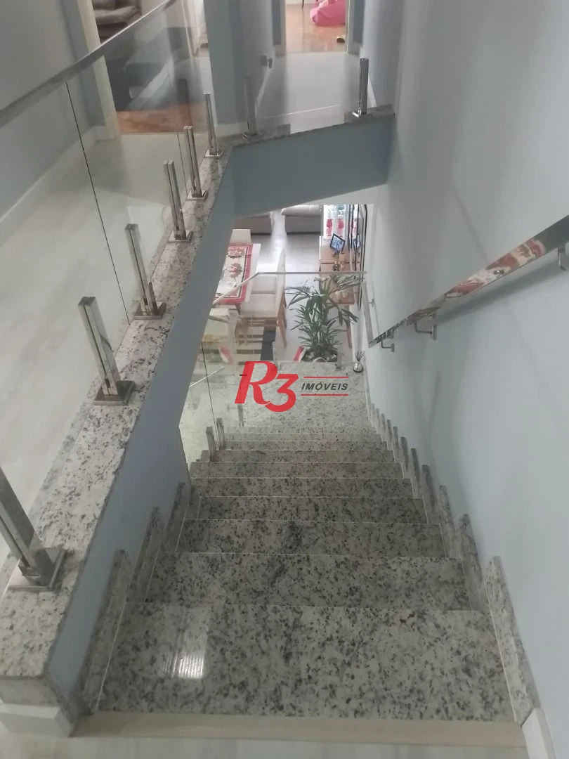 Sobrado à venda, 170 m² por R$ 2.660.000,00 - Ponta da Praia - Santos/SP