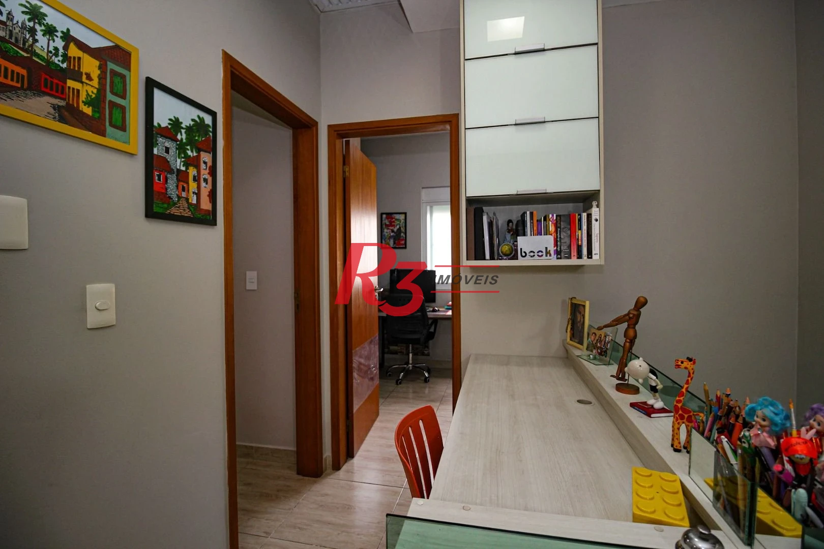 Casa com 3 dormitórios à venda, 136 m² por R$ 1.150.000,00 - Gonzaga - Santos/SP