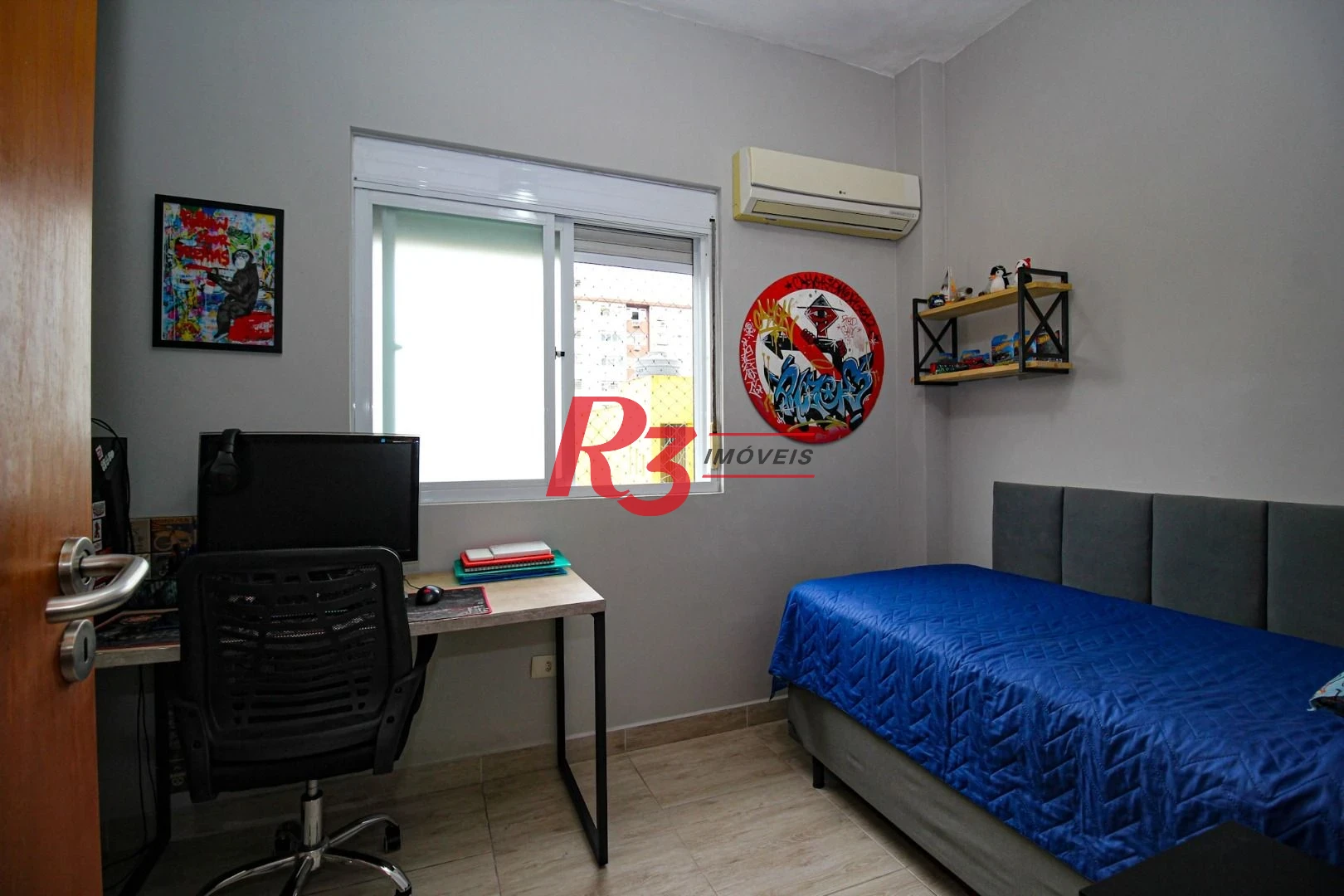 Casa com 3 dormitórios à venda, 136 m² por R$ 1.150.000,00 - Gonzaga - Santos/SP