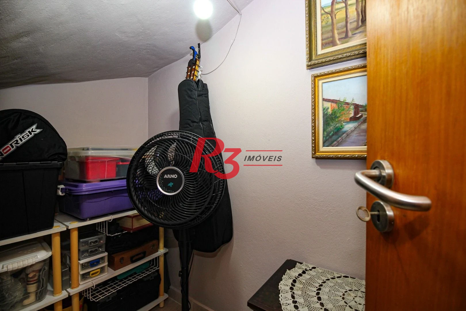 Casa com 3 dormitórios à venda, 136 m² por R$ 1.150.000,00 - Gonzaga - Santos/SP