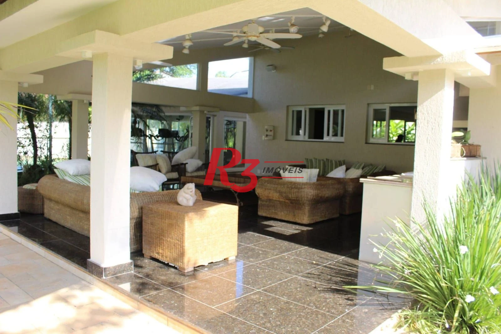Casa com 7 dormitórios à venda, 550 m² por R$ 5.500.000,00 - Acapulco - Guarujá/SP