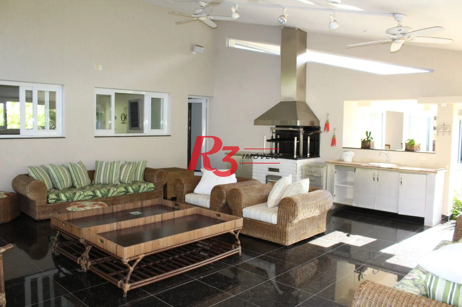 Casa com 7 dormitórios à venda, 550 m² por R$ 5.500.000,00 - Acapulco - Guarujá/SP