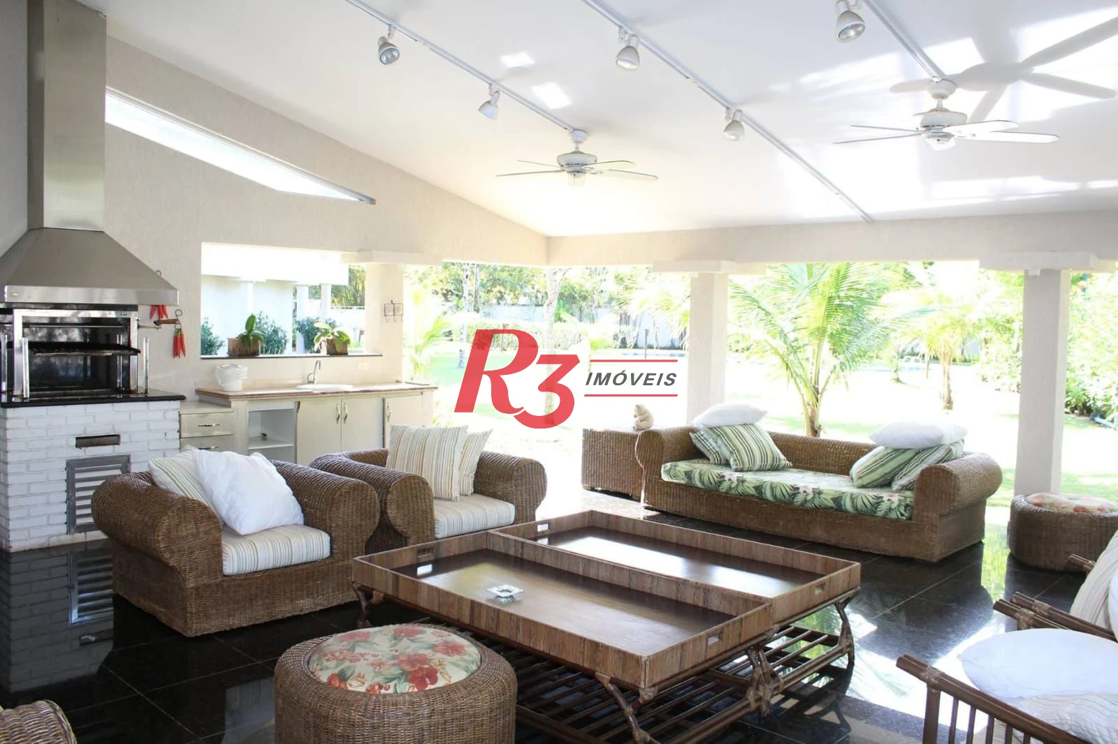 Casa com 7 dormitórios à venda, 550 m² por R$ 5.500.000,00 - Acapulco - Guarujá/SP