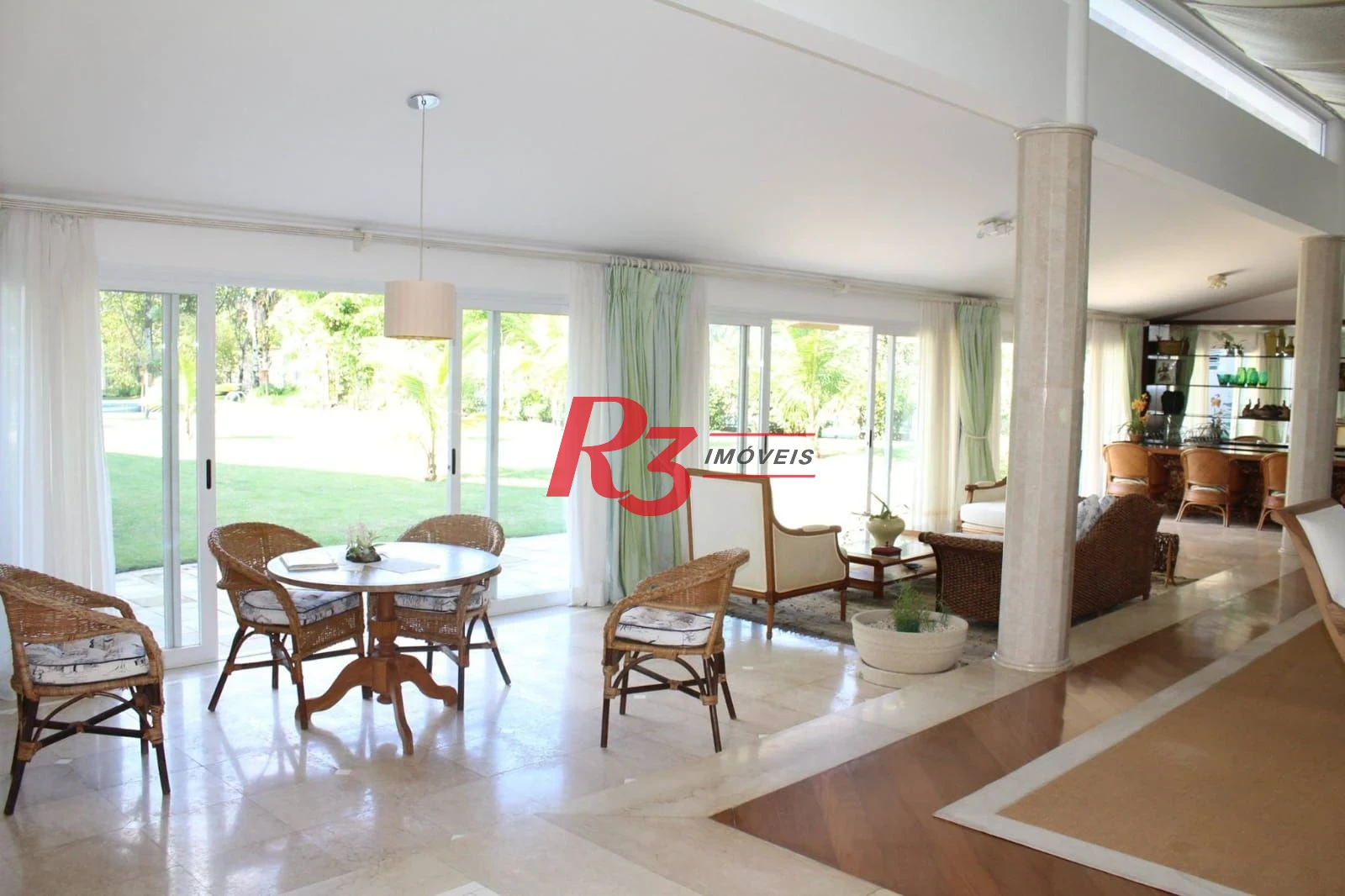 Casa com 7 dormitórios à venda, 550 m² por R$ 5.500.000,00 - Acapulco - Guarujá/SP