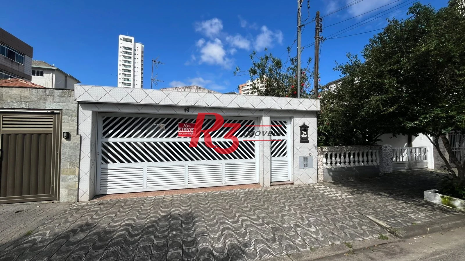 Casa com 3 dormitórios à venda, 171 m² por R$ 900.000,00 - Ponta da Praia - Santos/SP