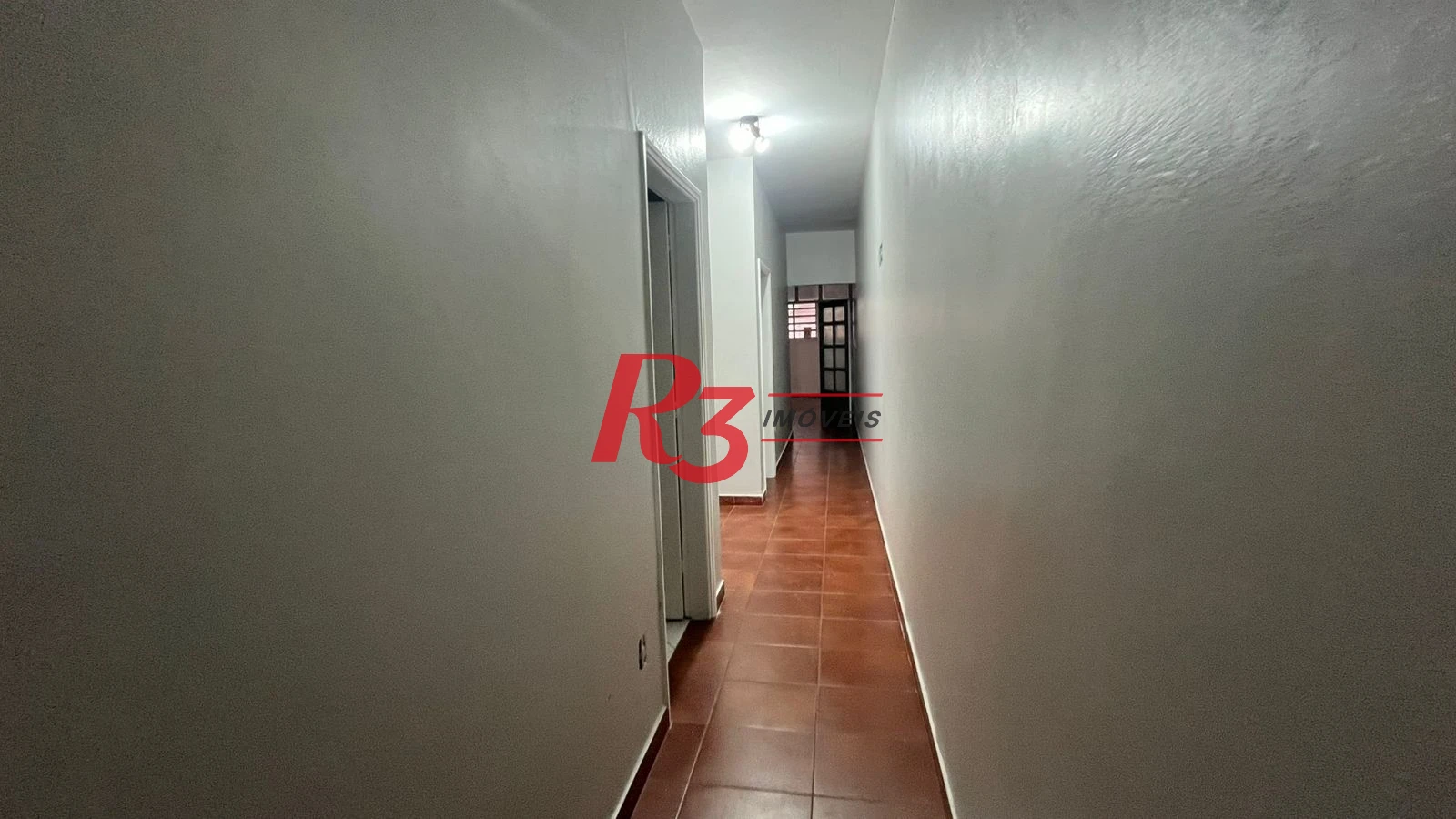 Casa com 3 dormitórios à venda, 171 m² por R$ 900.000,00 - Ponta da Praia - Santos/SP