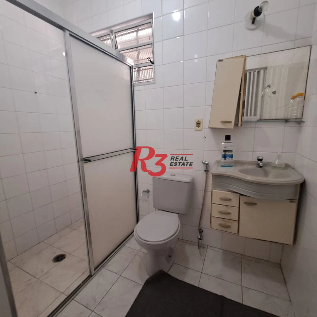 Casa com 3 dormitórios à venda, 171 m² por R$ 900.000,00 - Ponta da Praia - Santos/SP