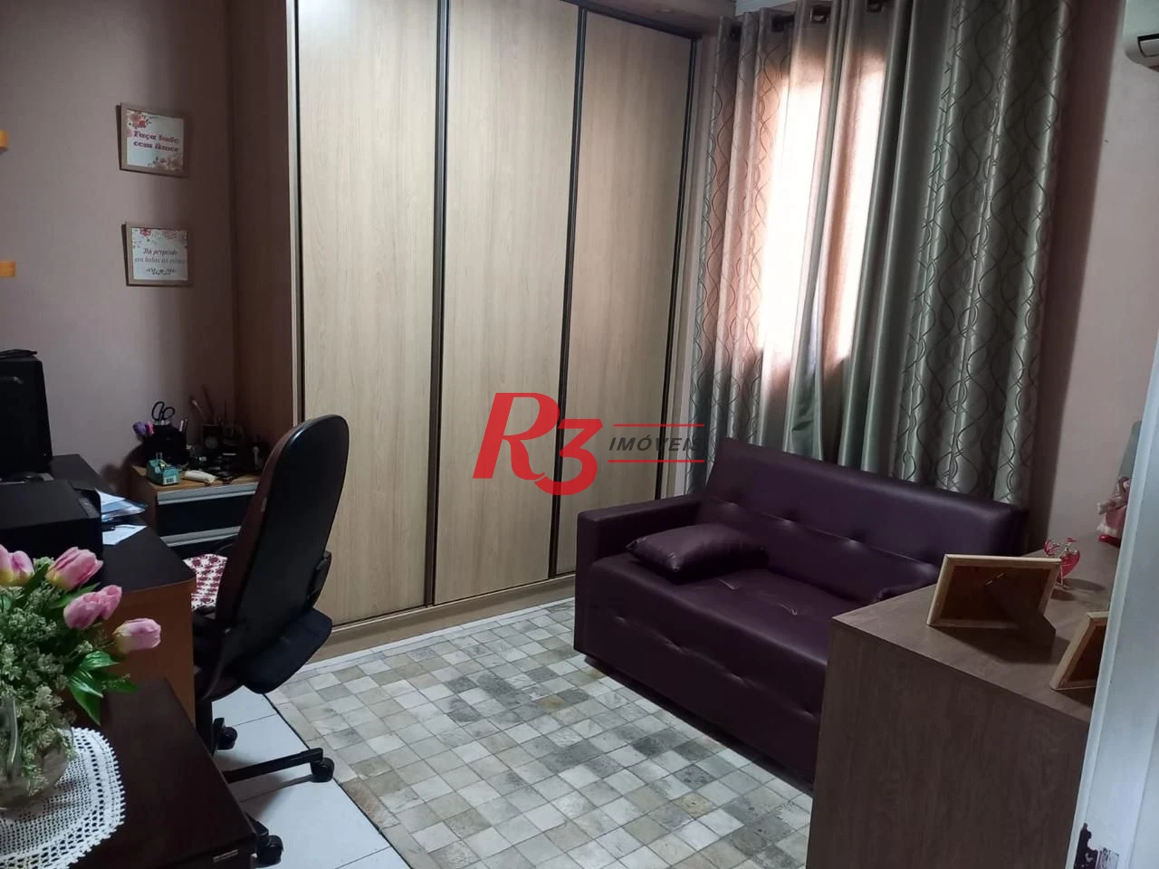 Village com 3 dormitórios à venda, 100 m² por R$ 620.000,00 - Macuco - Santos/SP
