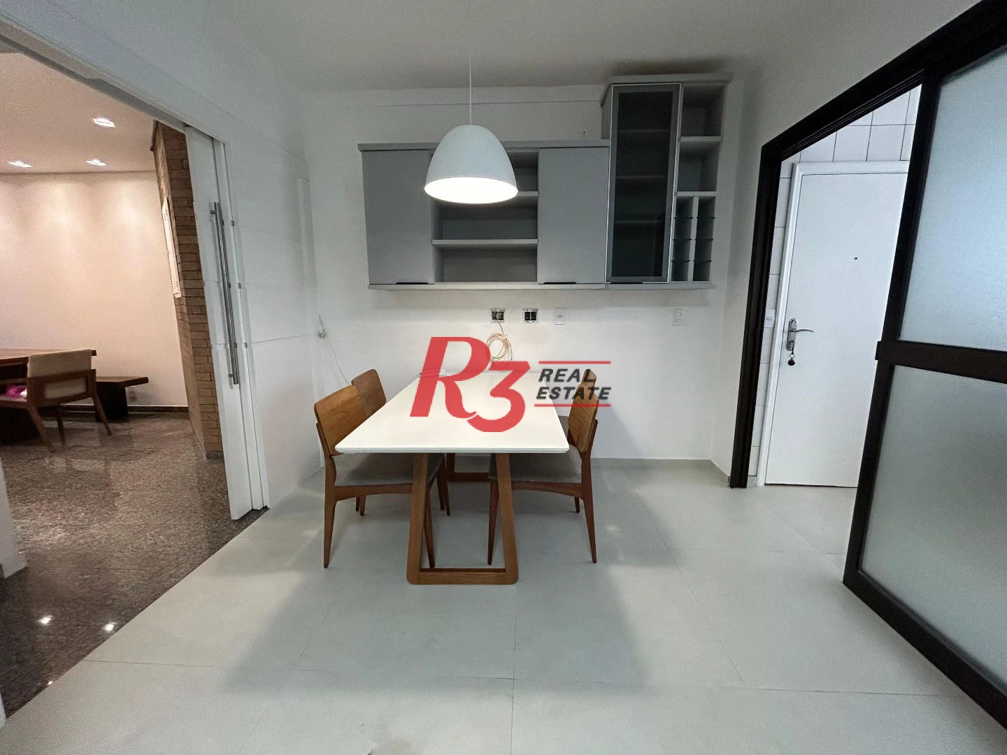 Apartamento com 3 dormitórios à venda, 189 m² por R$ 1.800.000,00 - Gonzaga - Santos/SP