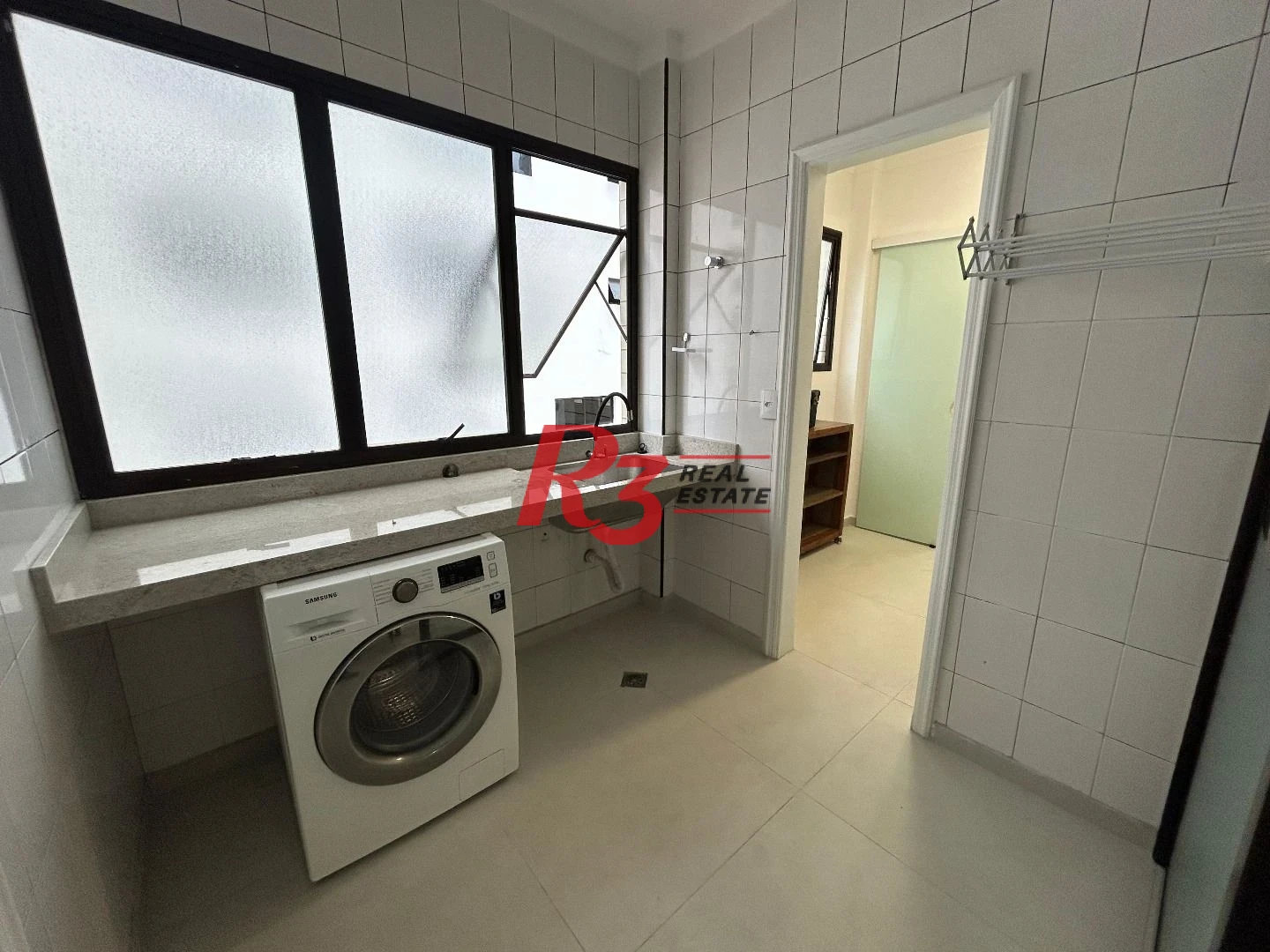 Apartamento com 3 dormitórios à venda, 189 m² por R$ 1.800.000,00 - Gonzaga - Santos/SP