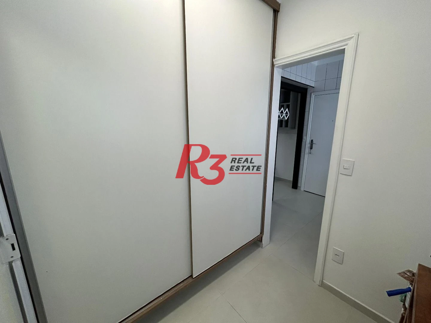 Apartamento com 3 dormitórios à venda, 189 m² por R$ 1.800.000,00 - Gonzaga - Santos/SP