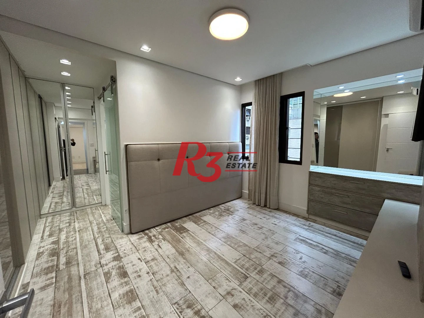 Apartamento com 3 dormitórios à venda, 189 m² por R$ 1.800.000,00 - Gonzaga - Santos/SP