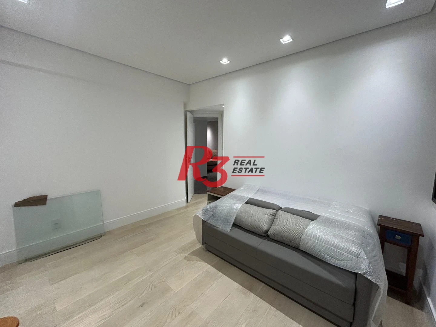 Apartamento com 3 dormitórios à venda, 189 m² por R$ 1.800.000,00 - Gonzaga - Santos/SP
