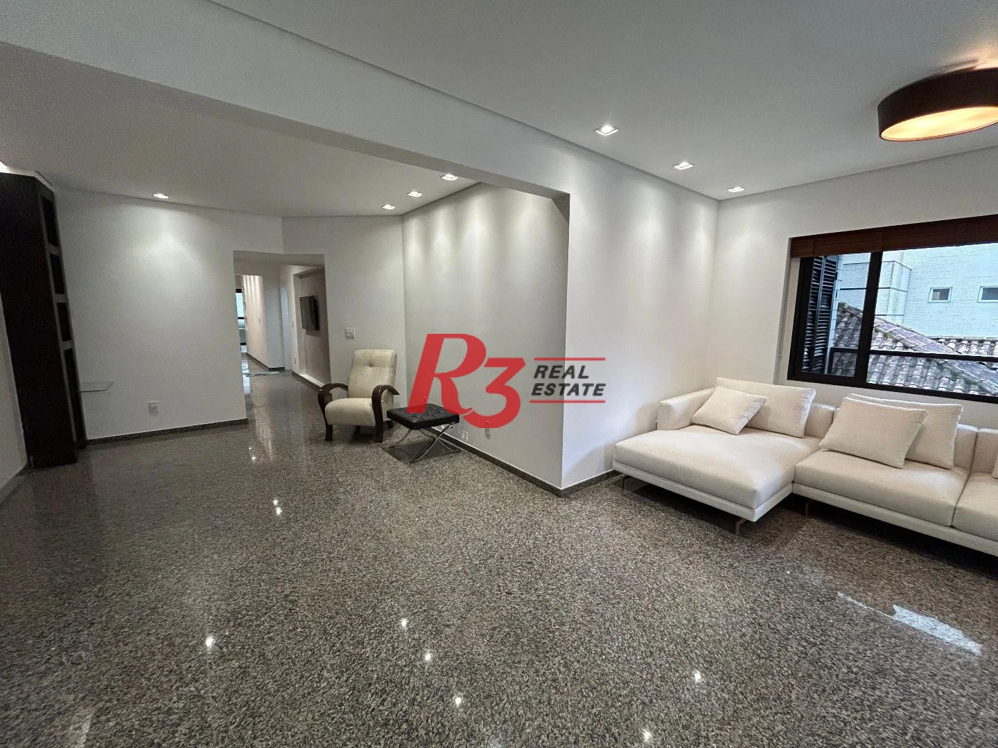 Apartamento com 3 dormitórios à venda, 189 m² por R$ 1.800.000,00 - Gonzaga - Santos/SP