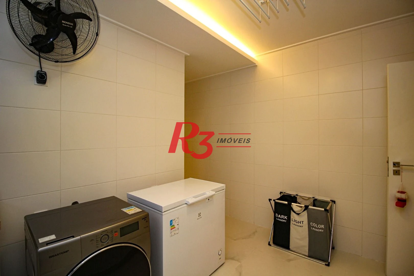 Apartamento com 4 dormitórios à venda, 320 m² por R$ 3.800.000,00 - Boqueirão - Santos/SP