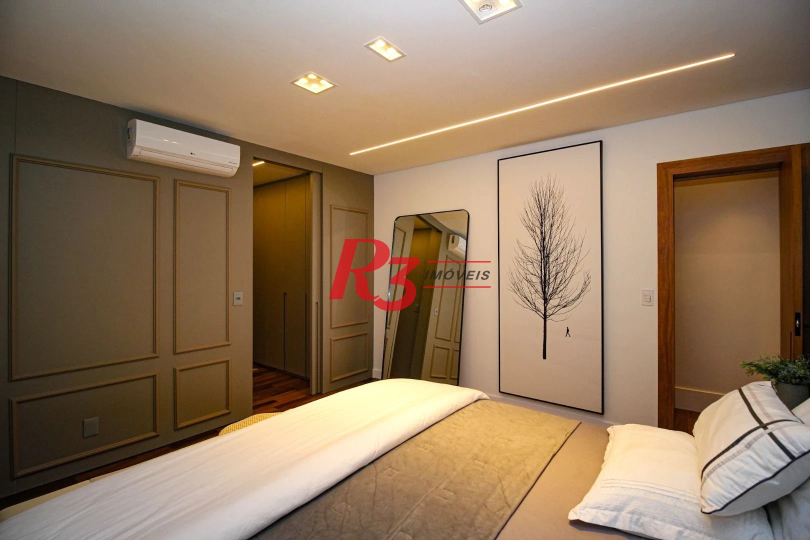 Apartamento com 4 dormitórios à venda, 320 m² por R$ 3.800.000,00 - Boqueirão - Santos/SP