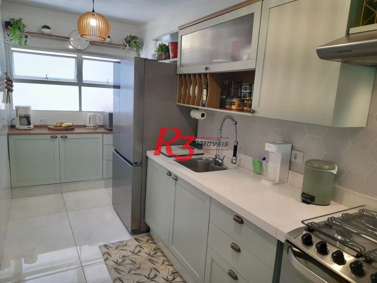 Apartamento com 3 dormitórios à venda, 140 m² por R$ 750.000,00 - Centro - Guarujá/SP