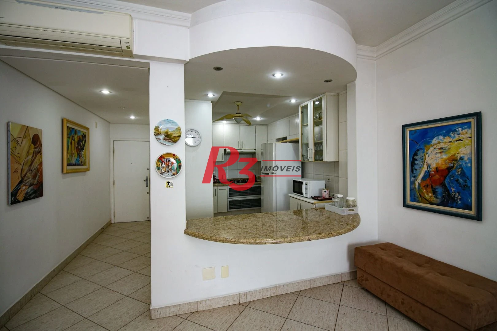 Apartamento com 2 dormitórios à venda, 98 m² por R$ 1.100.000,00 - Embaré - Santos/SP