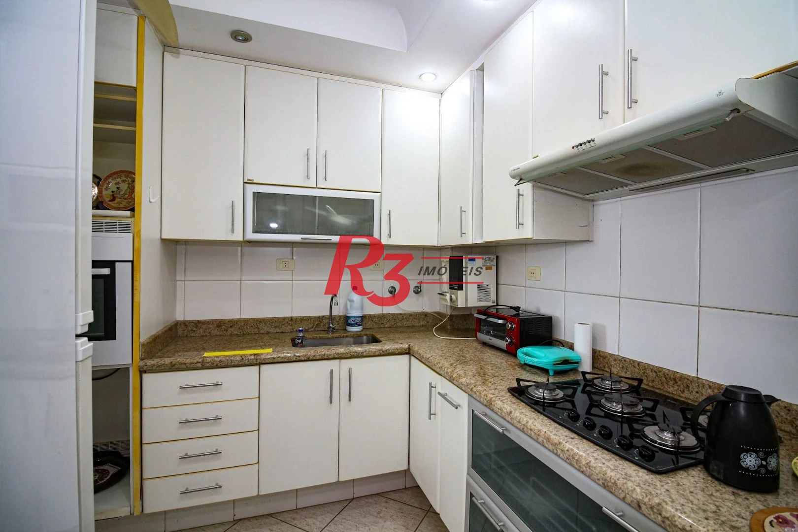 Apartamento com 2 dormitórios à venda, 98 m² por R$ 1.100.000,00 - Embaré - Santos/SP