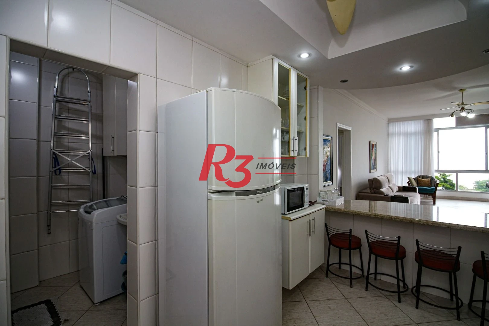 Apartamento com 2 dormitórios à venda, 98 m² por R$ 1.100.000,00 - Embaré - Santos/SP