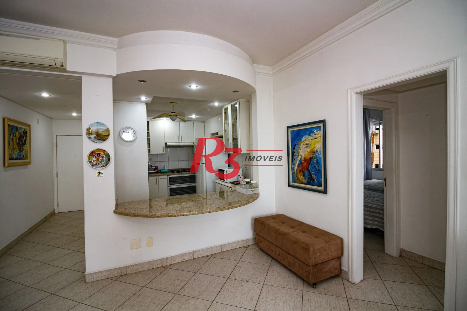 Apartamento com 2 dormitórios à venda, 98 m² por R$ 1.100.000,00 - Embaré - Santos/SP