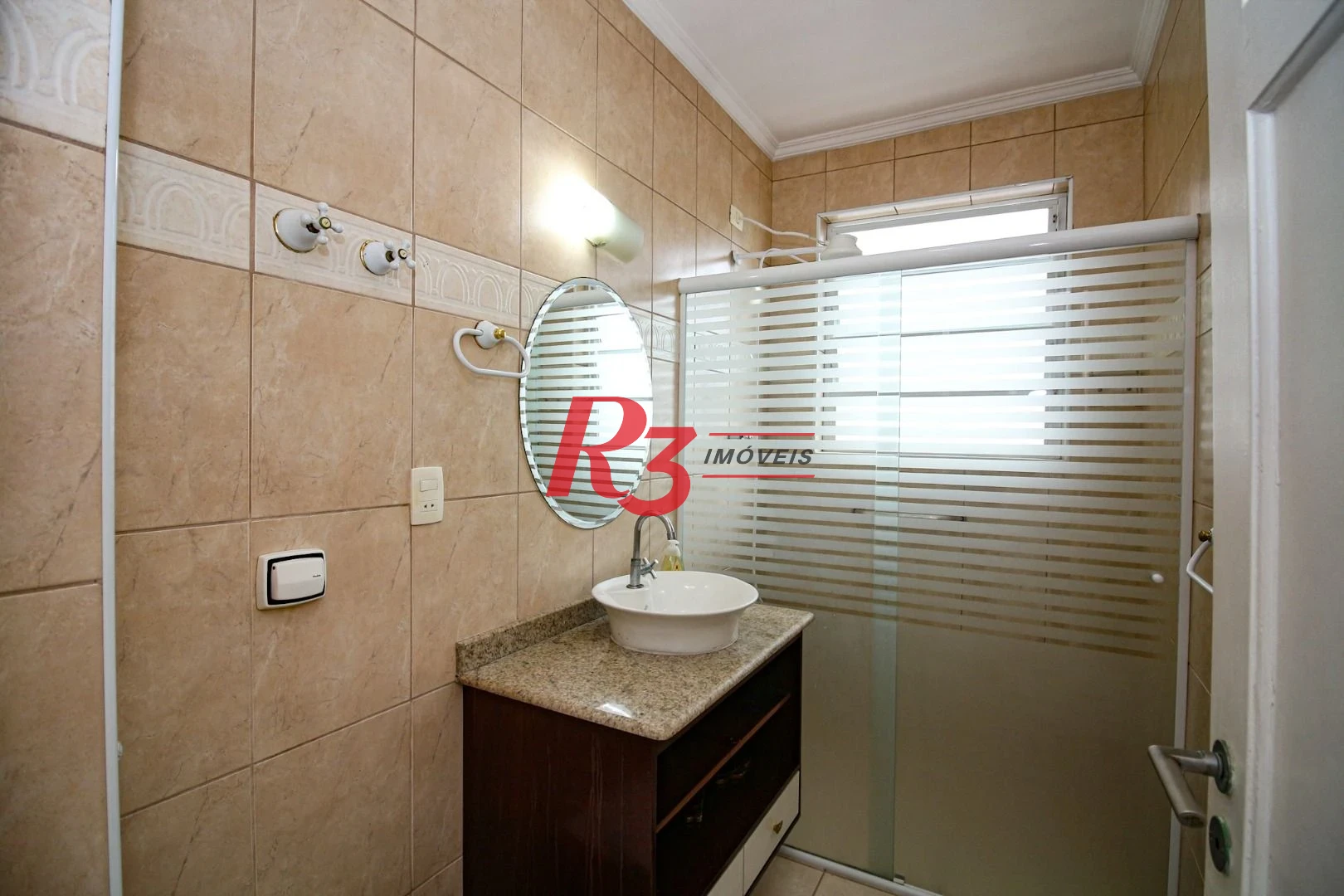 Apartamento com 2 dormitórios à venda, 98 m² por R$ 1.100.000,00 - Embaré - Santos/SP