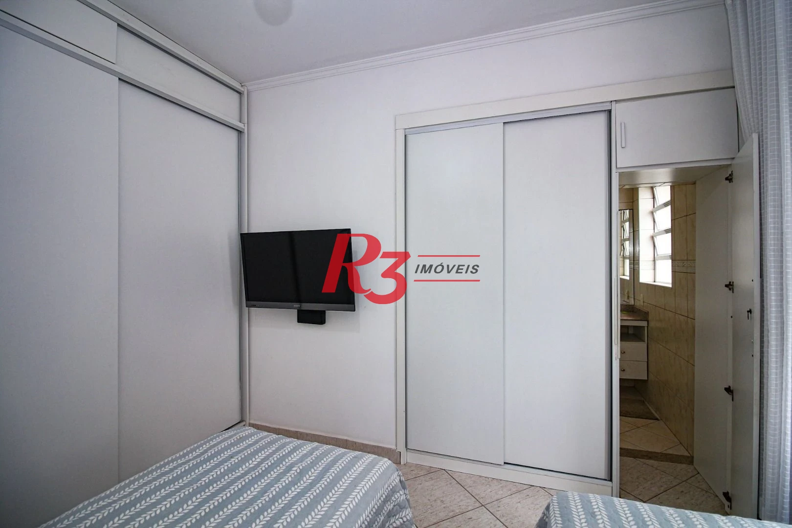 Apartamento com 2 dormitórios à venda, 98 m² por R$ 1.100.000,00 - Embaré - Santos/SP