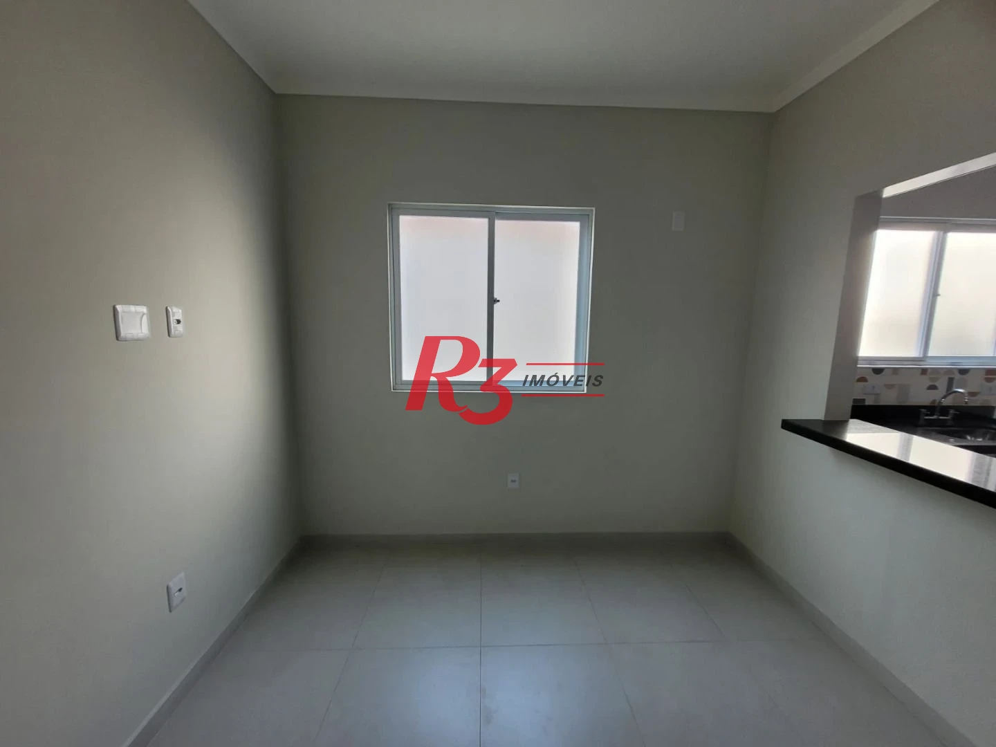 Casa com 3 dormitórios à venda, 134 m² por R$ 945.000,00 - Aparecida - Santos/SP