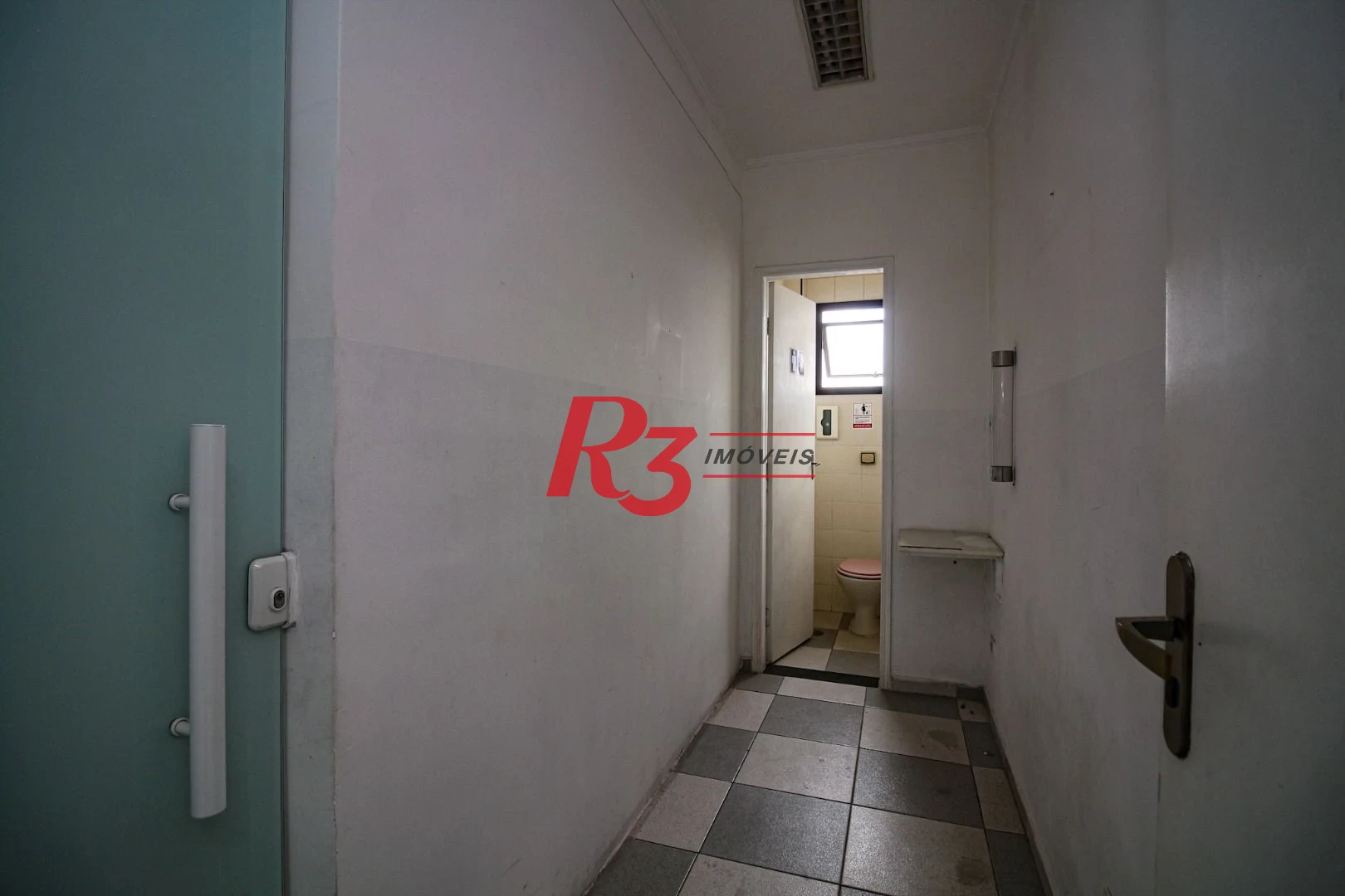 Sala para alugar, 44 m² por R$ 3.000,02/mês - Gonzaga - Santos/SP