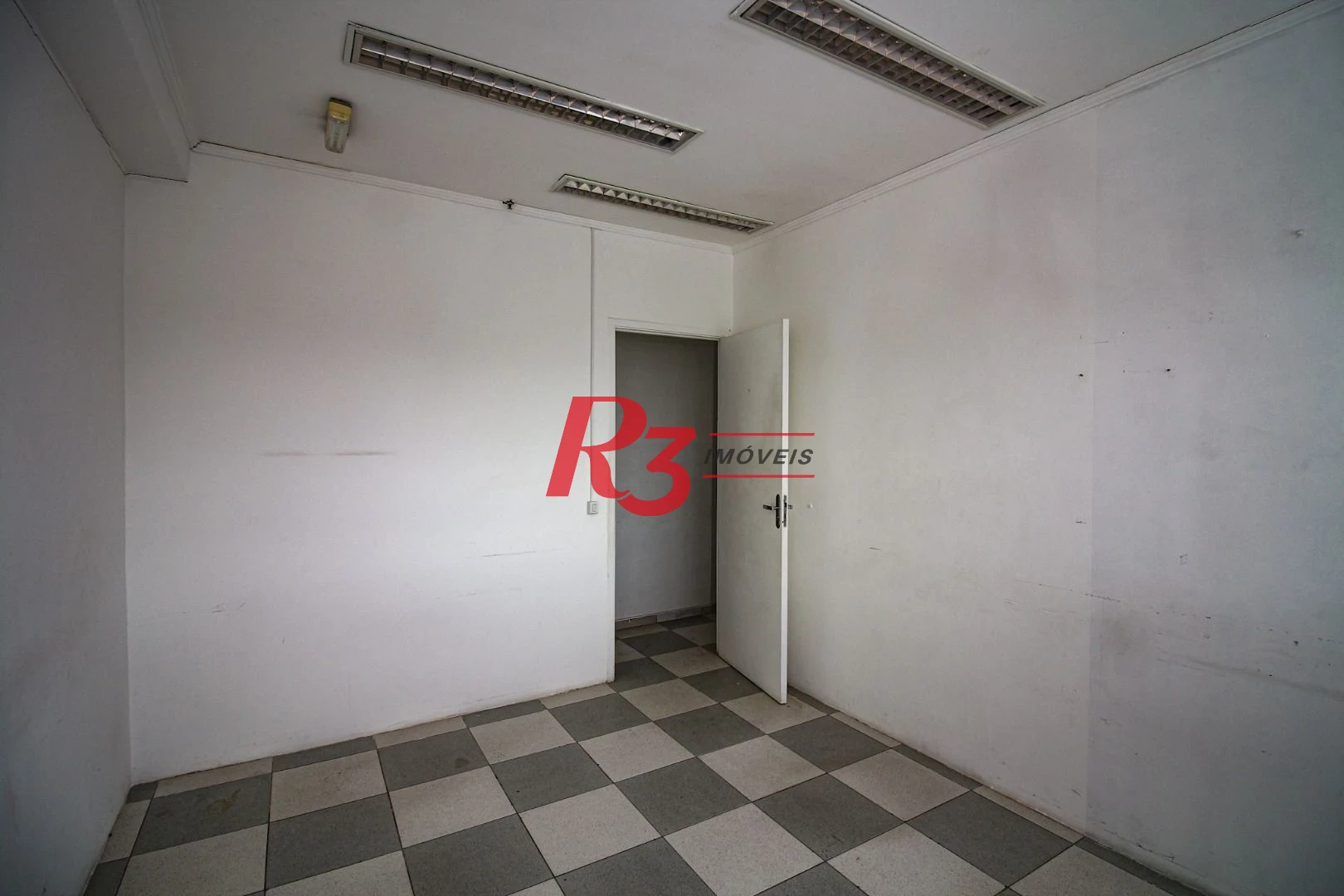 Sala para alugar, 44 m² por R$ 3.000,02/mês - Gonzaga - Santos/SP