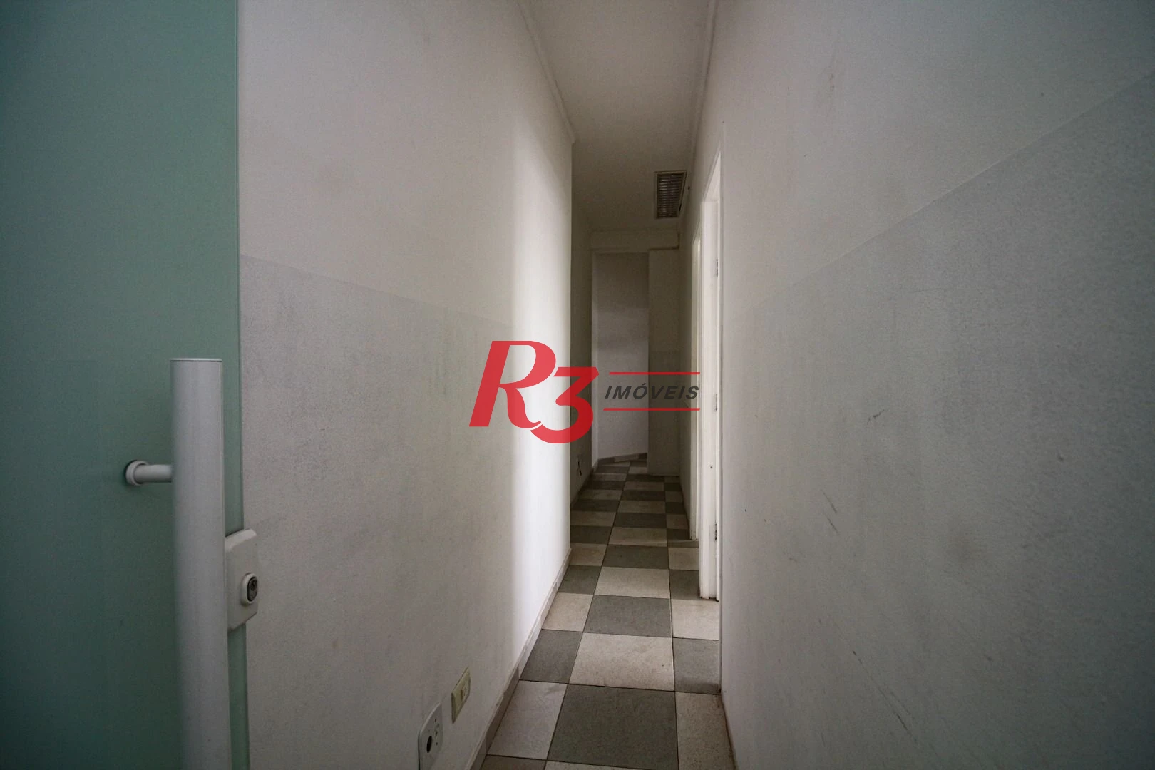 Sala para alugar, 44 m² por R$ 3.000,02/mês - Gonzaga - Santos/SP