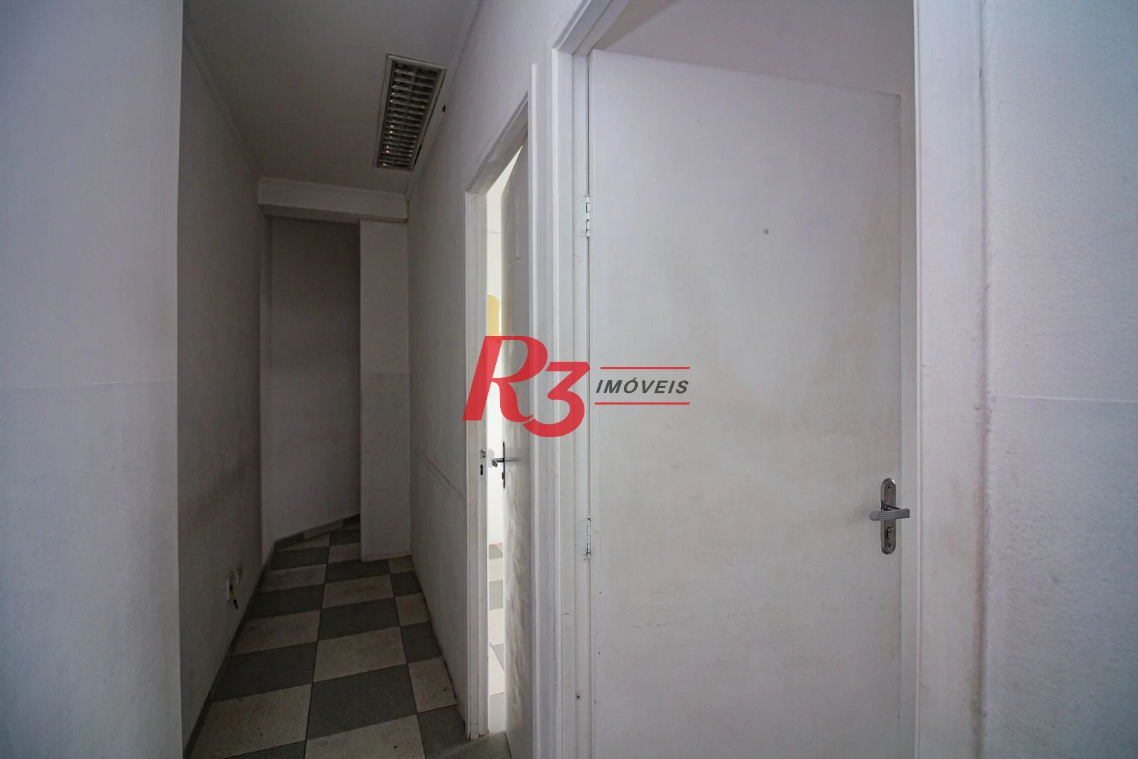 Sala para alugar, 44 m² por R$ 3.000,02/mês - Gonzaga - Santos/SP