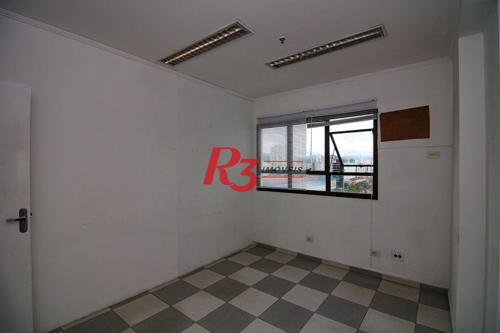 Sala para alugar, 44 m² por R$ 3.000,02/mês - Gonzaga - Santos/SP