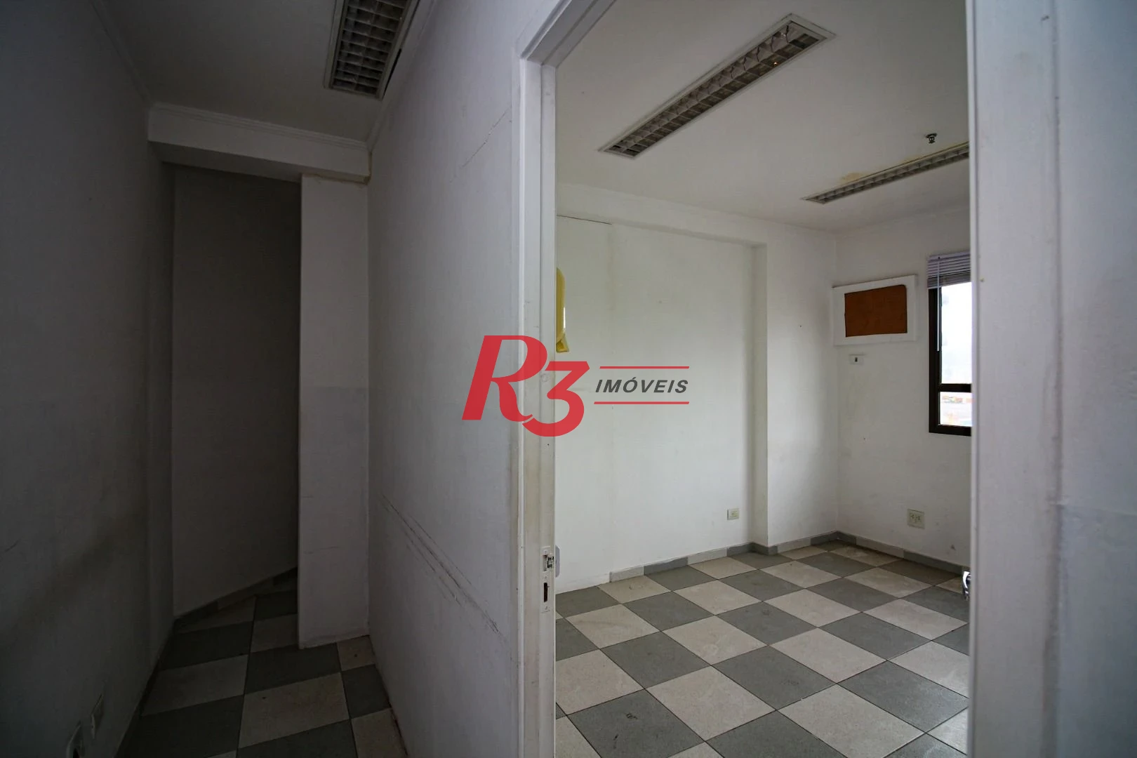 Sala para alugar, 44 m² por R$ 3.000,02/mês - Gonzaga - Santos/SP